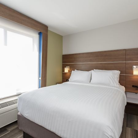 Holiday Inn Express & Suites - South Bend - Notre Dame Univ. Exteriör bild