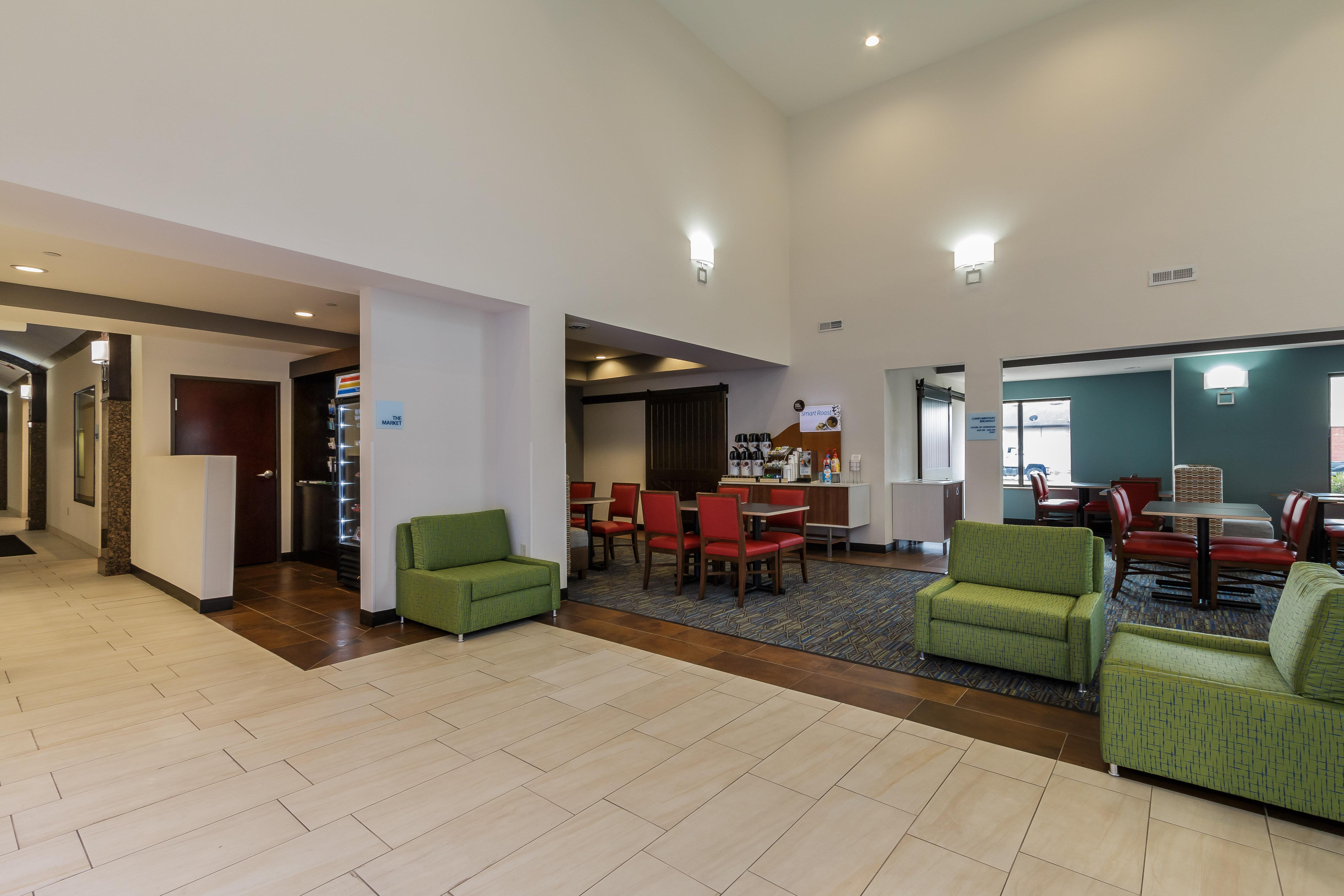 Holiday Inn Express & Suites - South Bend - Notre Dame Univ. Exteriör bild