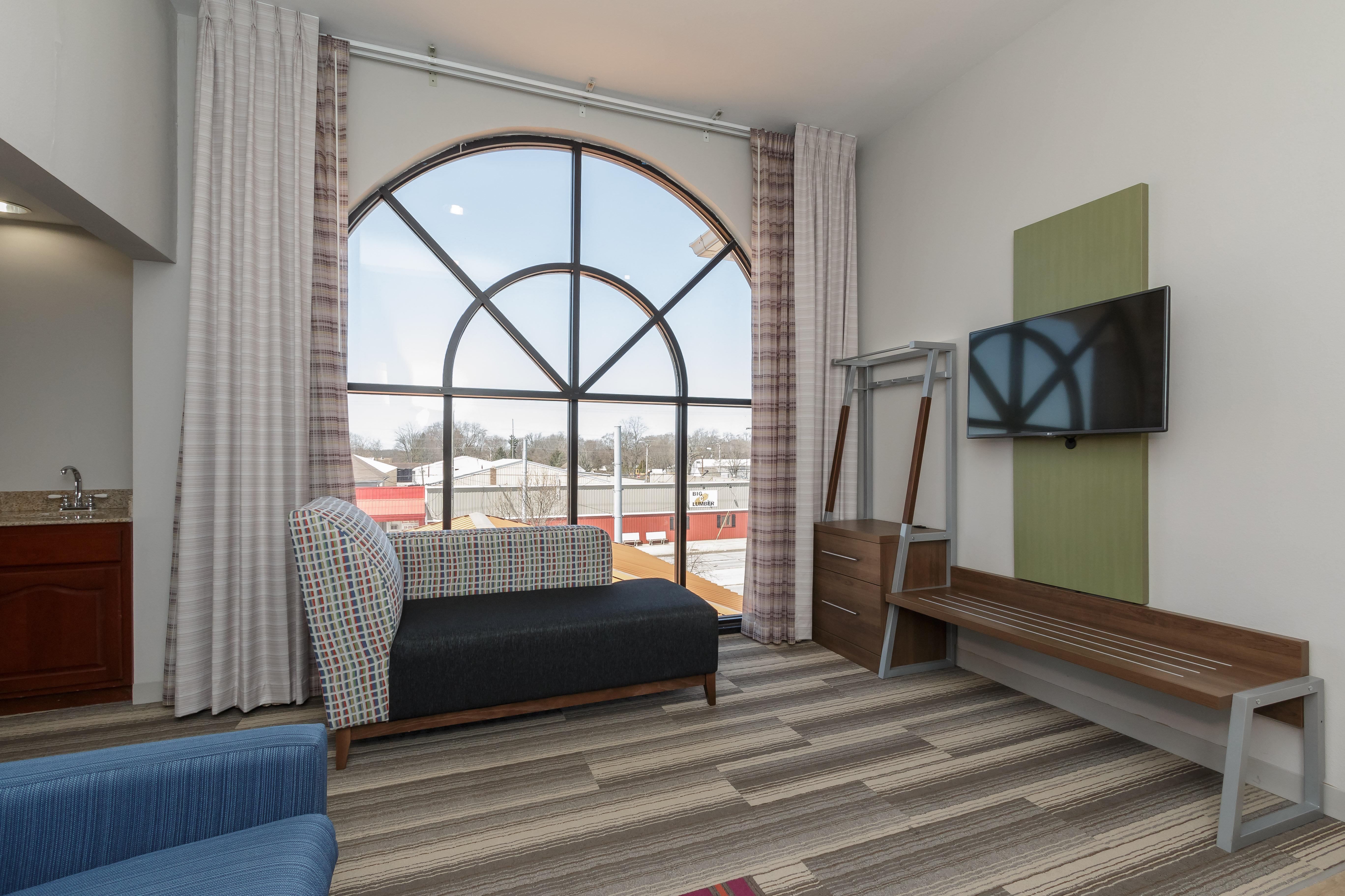 Holiday Inn Express & Suites - South Bend - Notre Dame Univ. Exteriör bild