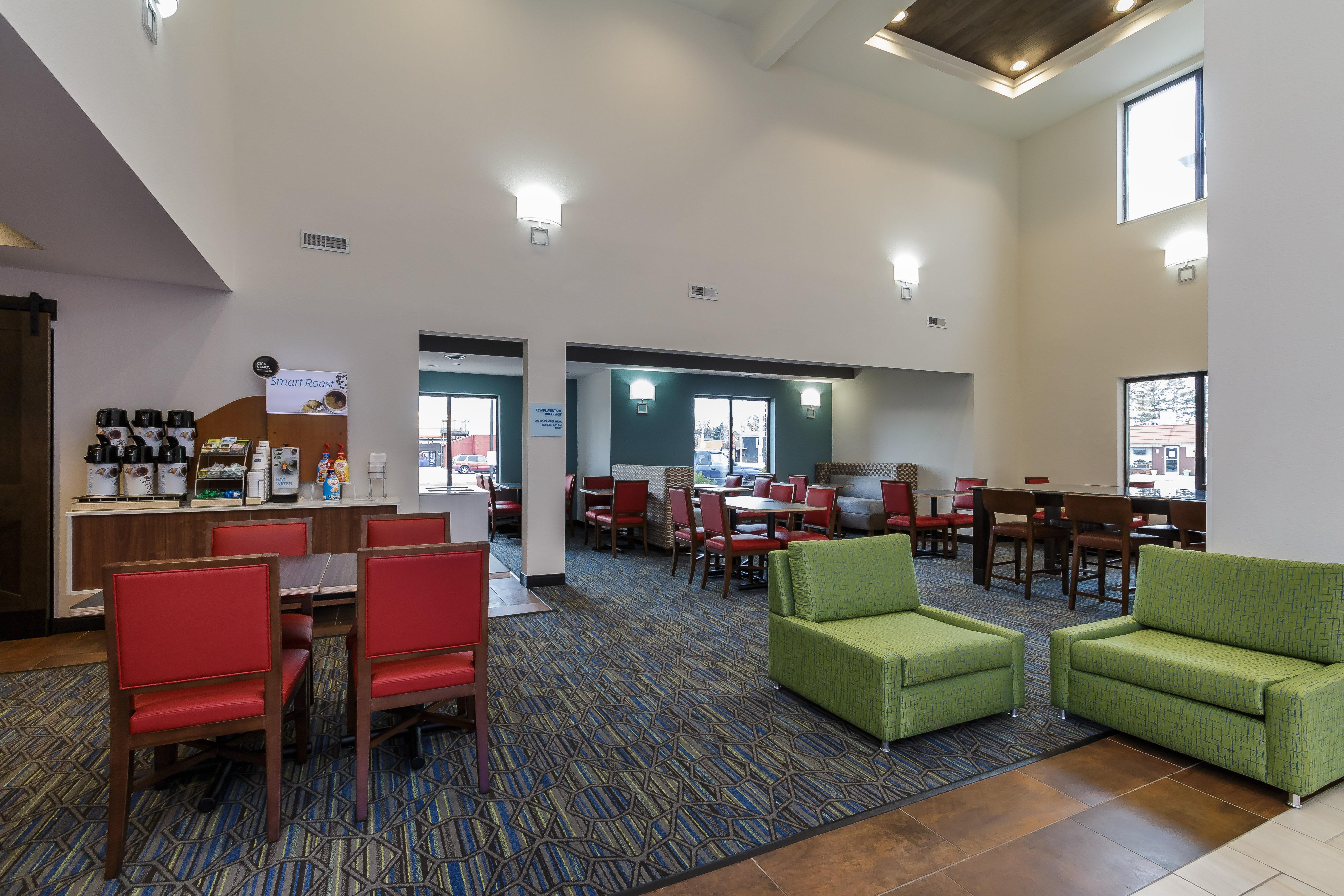 Holiday Inn Express & Suites - South Bend - Notre Dame Univ. Exteriör bild