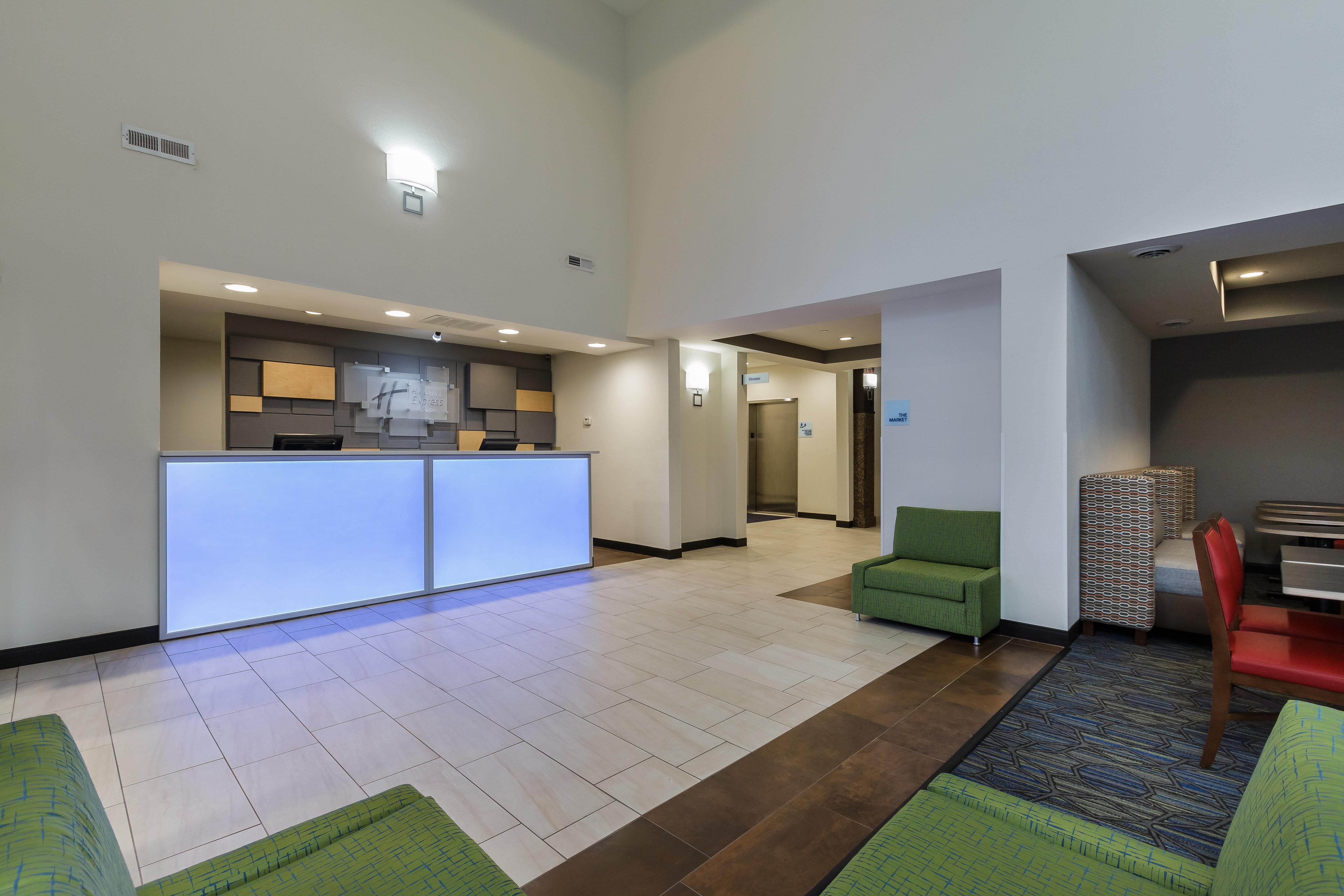 Holiday Inn Express & Suites - South Bend - Notre Dame Univ. Exteriör bild