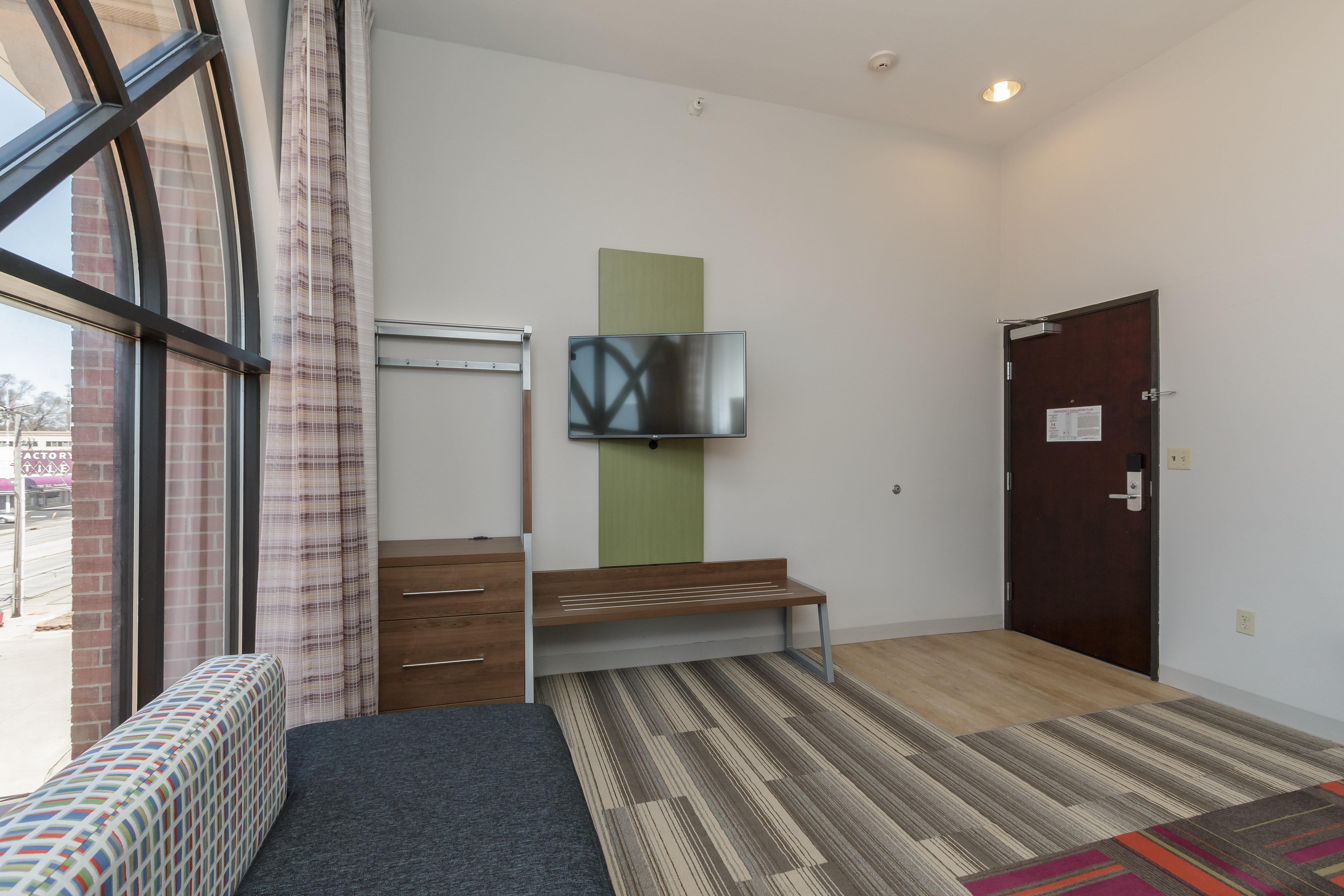 Holiday Inn Express & Suites - South Bend - Notre Dame Univ. Exteriör bild