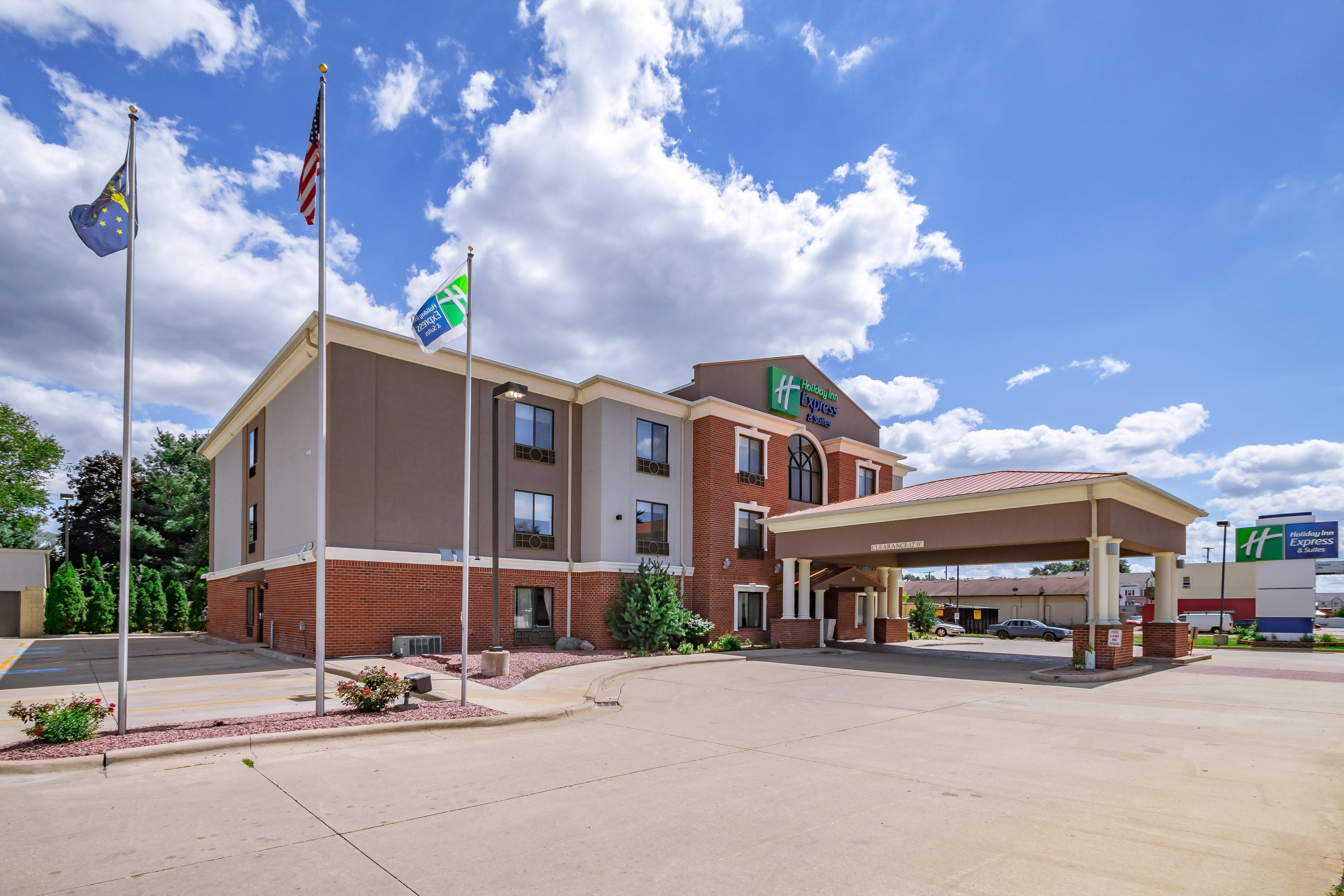 Holiday Inn Express & Suites - South Bend - Notre Dame Univ. Exteriör bild