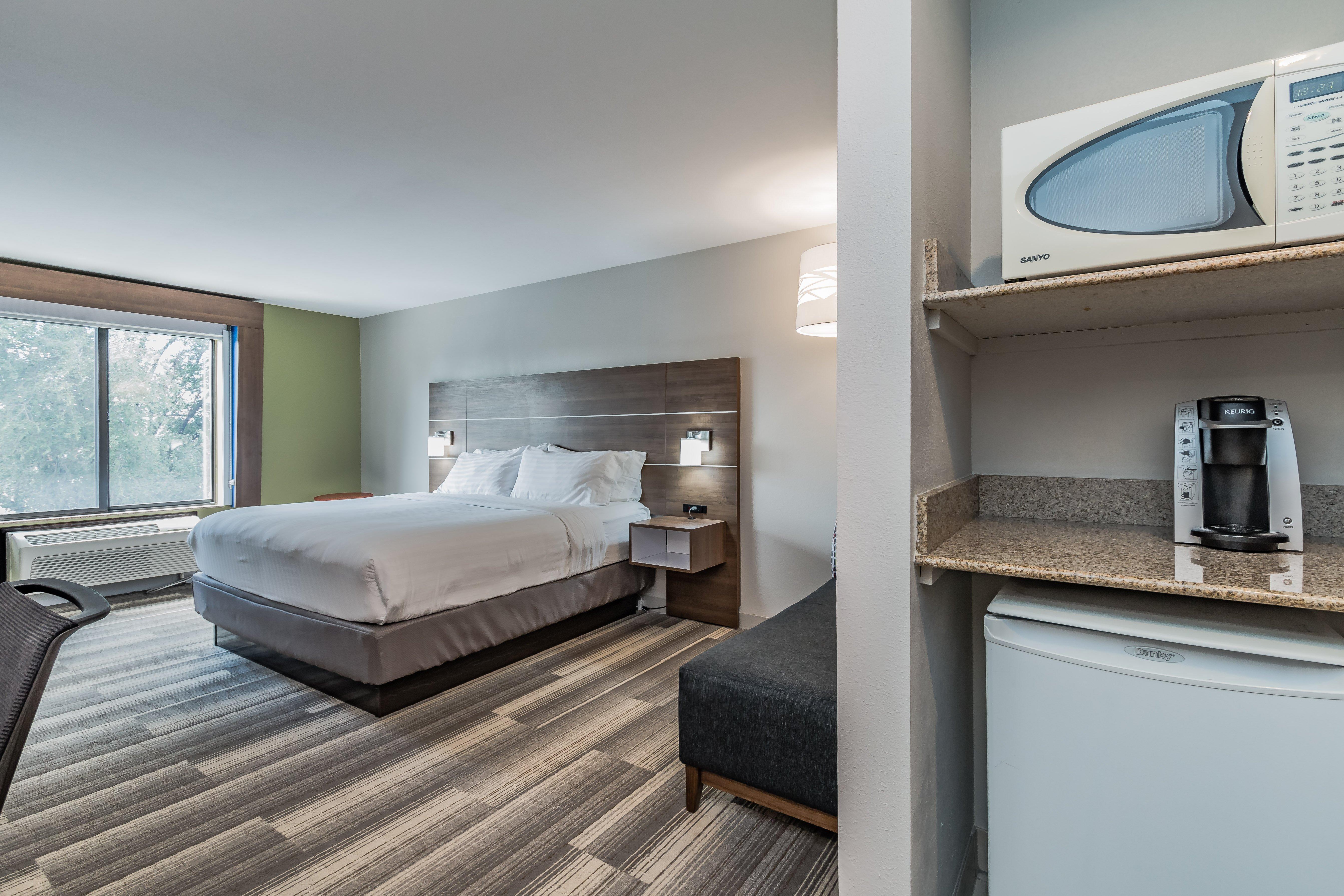 Holiday Inn Express & Suites - South Bend - Notre Dame Univ. Exteriör bild