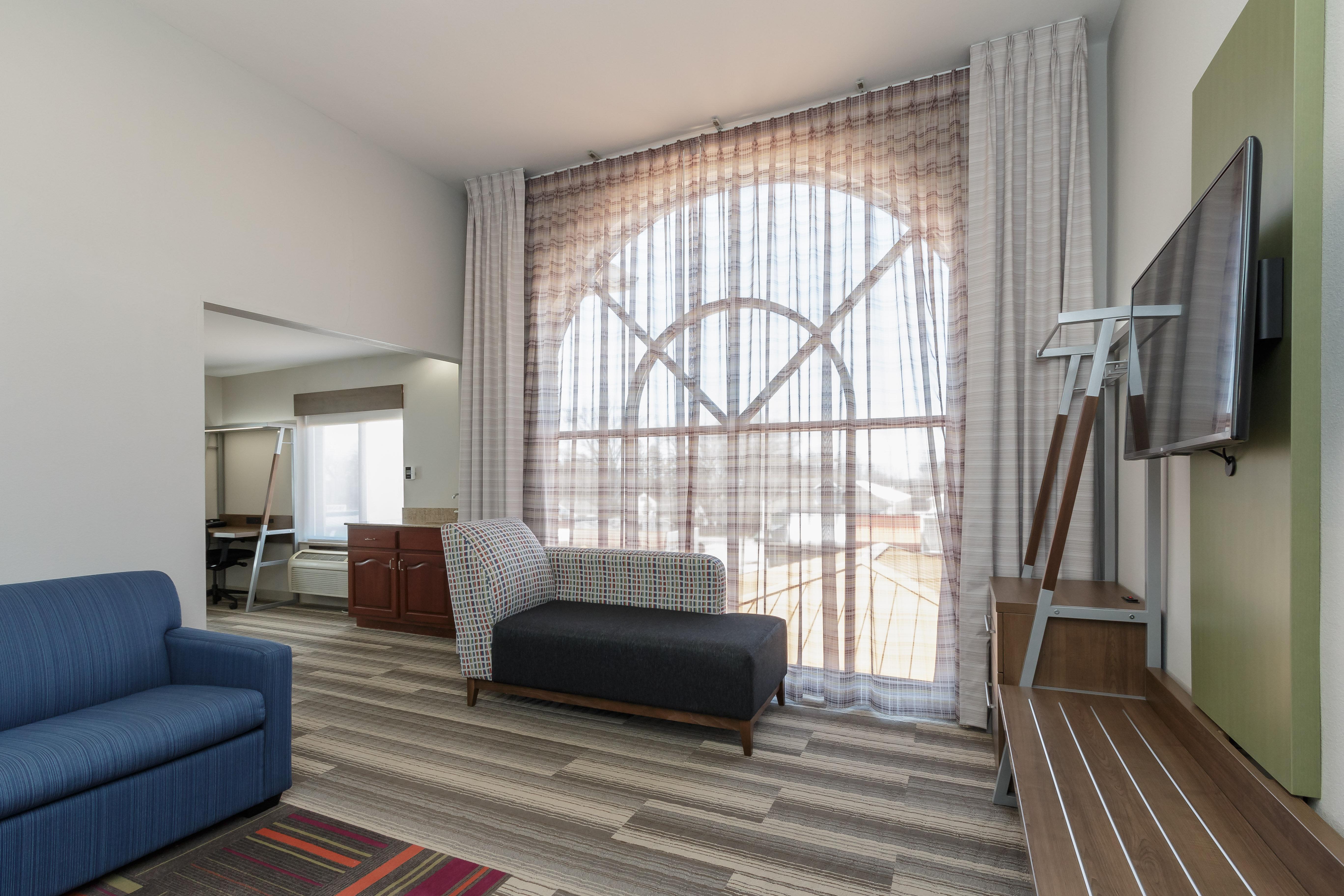 Holiday Inn Express & Suites - South Bend - Notre Dame Univ. Exteriör bild