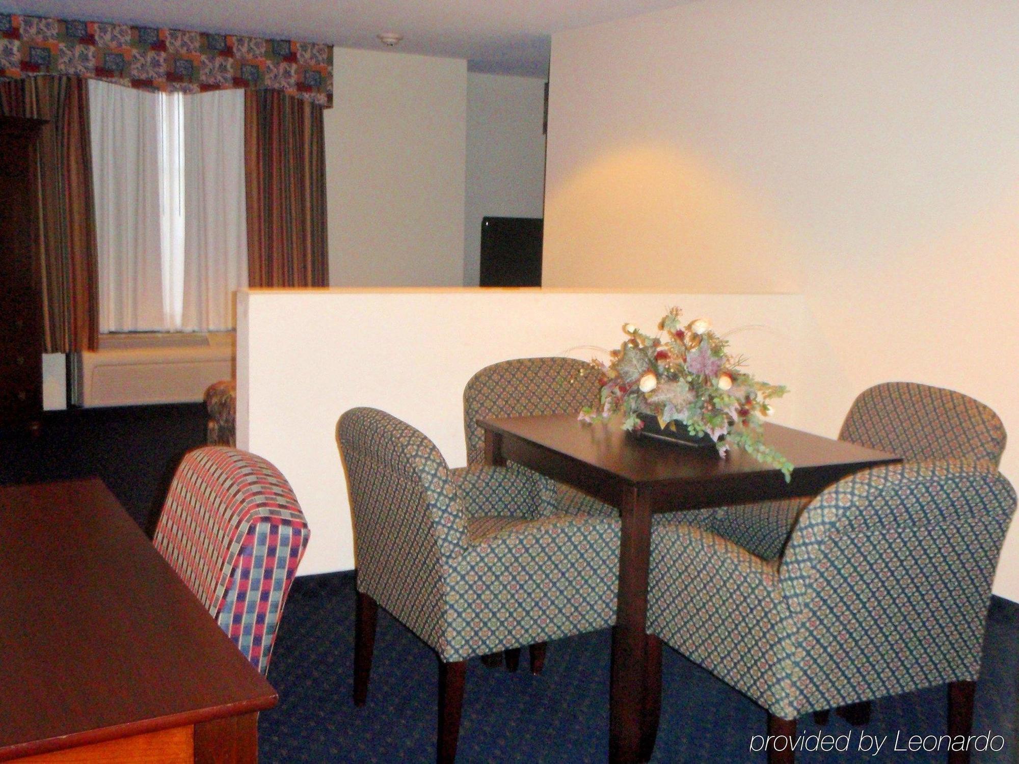 Holiday Inn Express & Suites - South Bend - Notre Dame Univ. Rum bild
